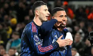 Redknapp: 'Arsenal có thể vô địch với cách biệt 10 điểm'