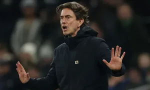 Tottenham sa thải HLV Thomas Frank